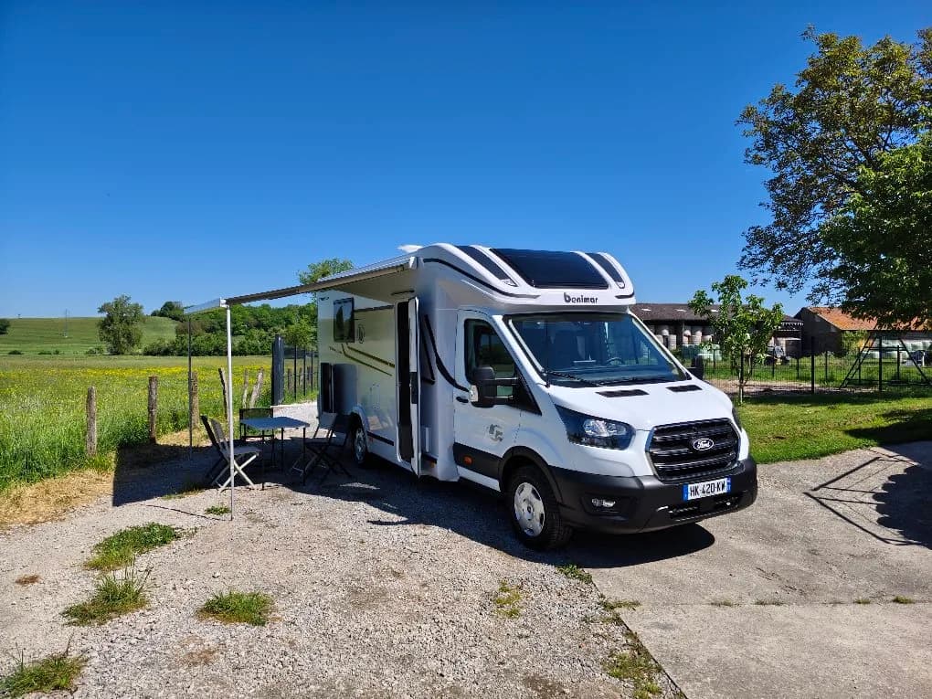 Benimar T495 up 2026